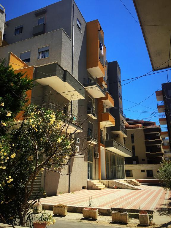 Alexander Rooms & Apartments Durrës Kültér fotó